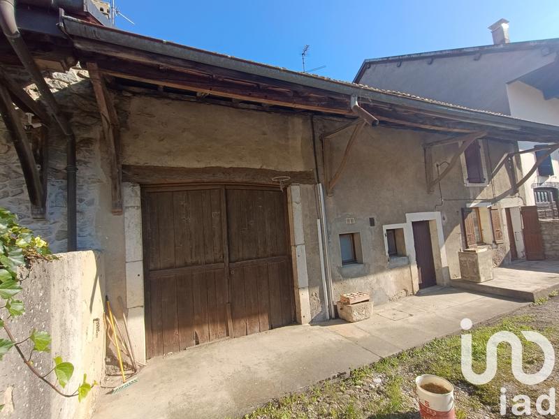 Maison de village - 100 m² - 4 pièces