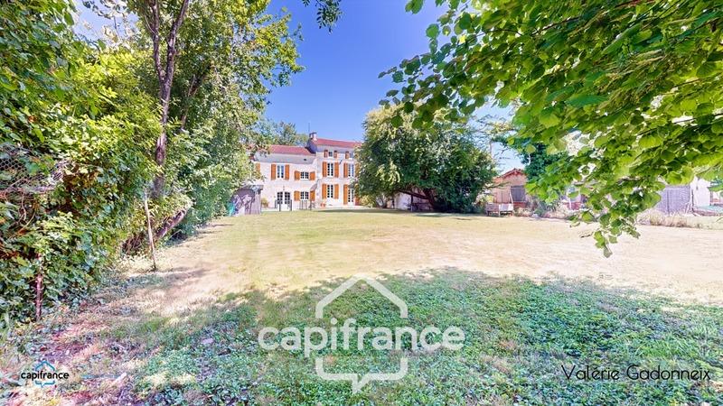 Maison de maîtres - 223 m² - 8 pièces