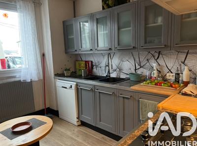 Maison de ville - 210 m² - 7 pièces