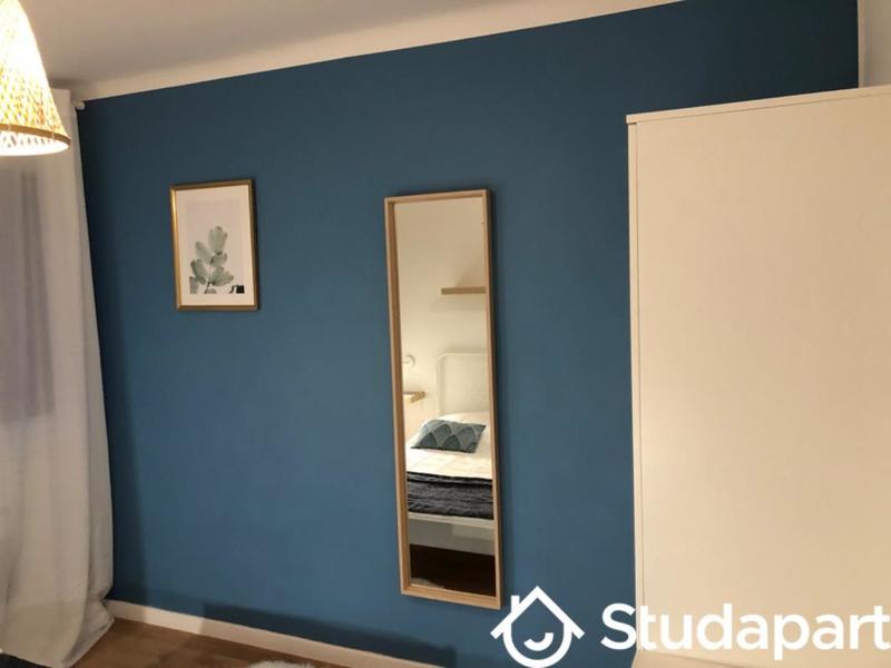 Chambre - 12 m² - 1 pièce