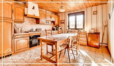 Maison - 166 m² - 6 pièces