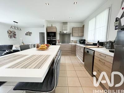 Maison - 106 m² - 5 pièces