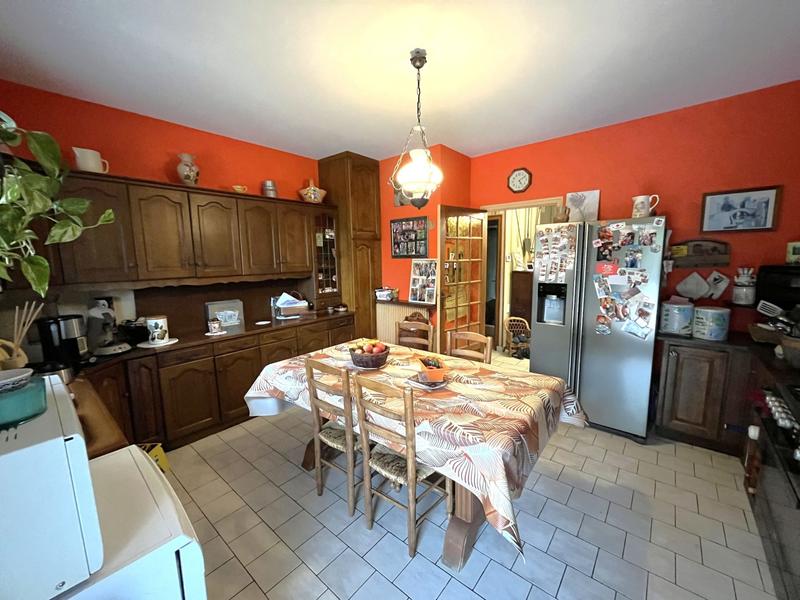 Maison traditionnelle - 167 m² - 8 pièces