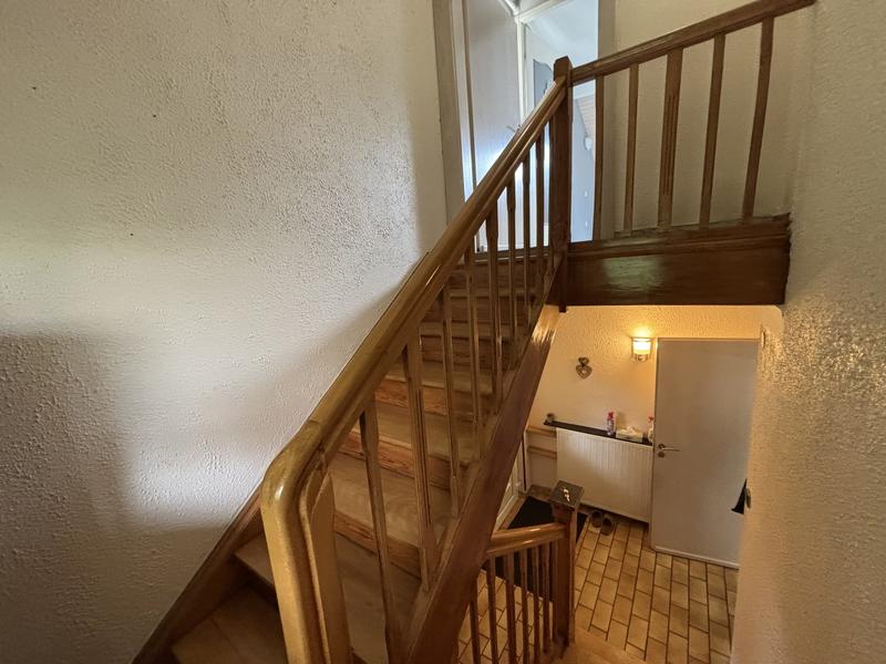 Maison - 165 m² - 9 pièces