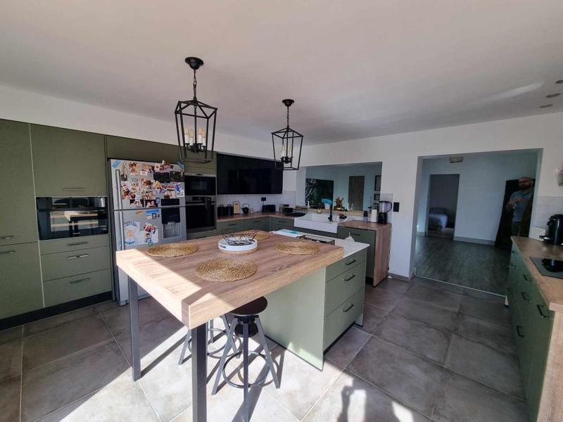 Maison - 175 m² - 6 pièces