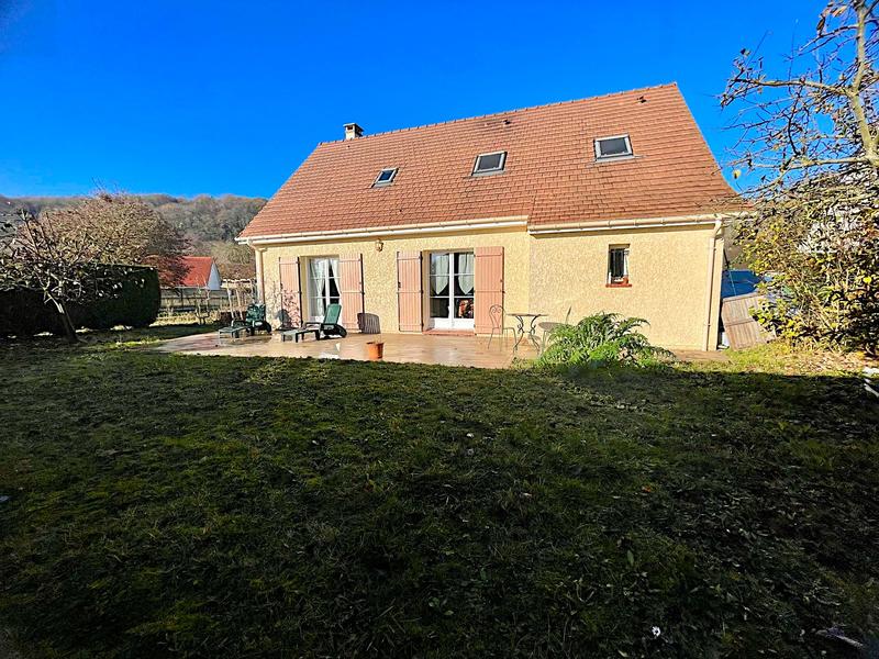 Maison - 104 m² - 5 pièces
