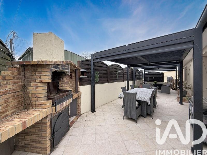 Maison - 97 m² - 4 pièces