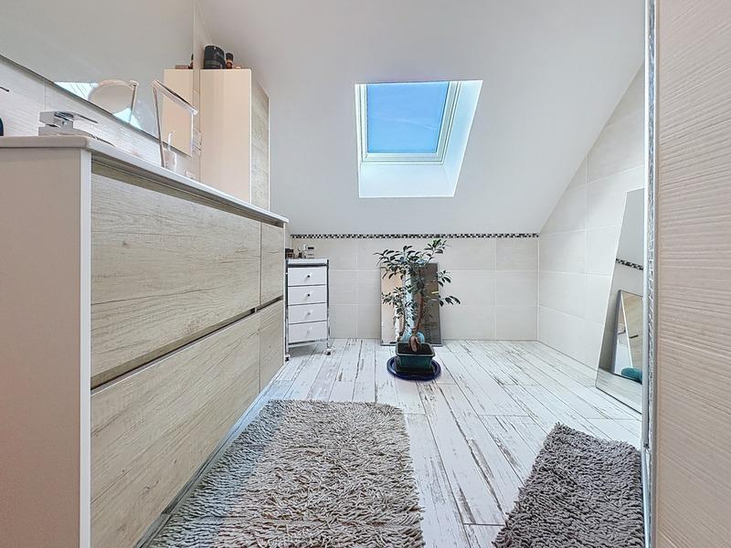 Maison - 133 m² - 5 pièces