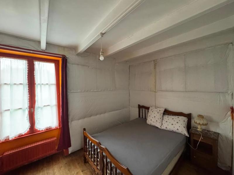 Propriété - 230 m² - 8 pièces