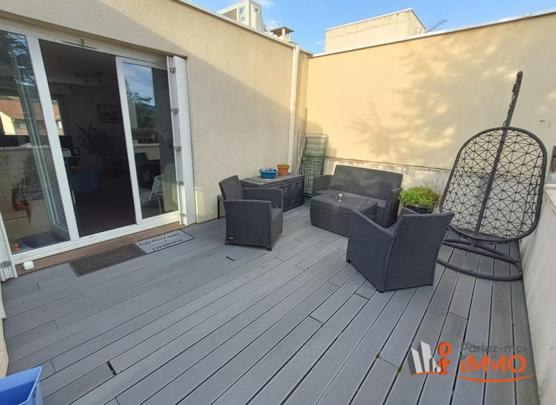 Appartement - 153 m² - 6 pièces