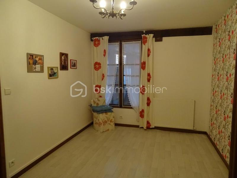 Appartement - 97 m² - 6 pièces