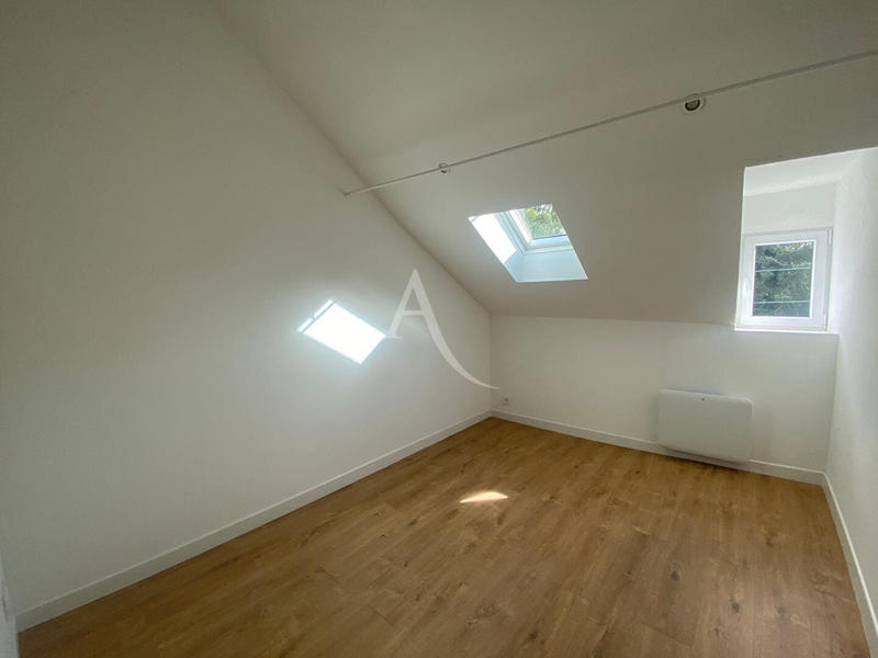 Maison - 107 m² - 7 pièces