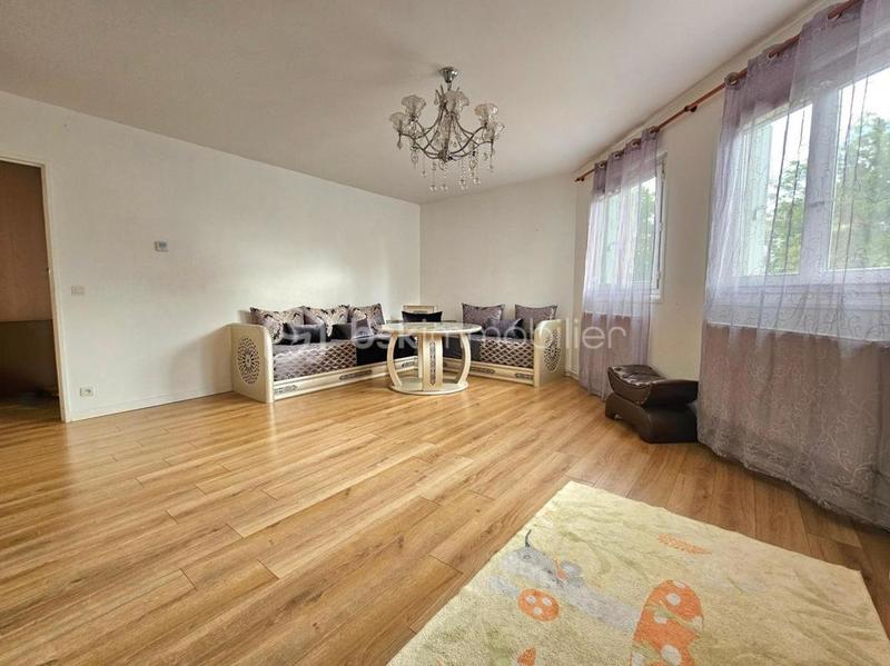 Appartement - 91 m² - 4 pièces