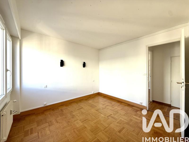 Appartement - 92 m² - 5 pièces