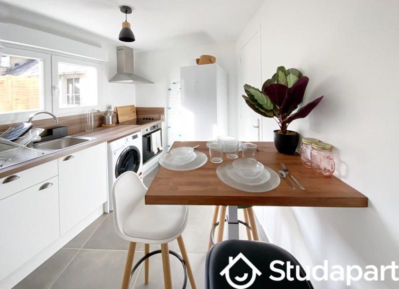 Chambre - 12 m² - 1 pièce