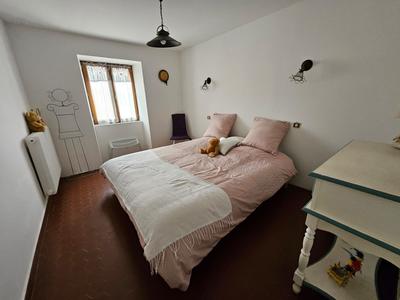 Maison - 250 m² - 10 pièces