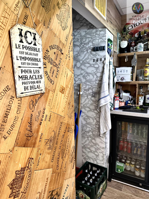 Fonds de commerce - Magasins - 900 m²