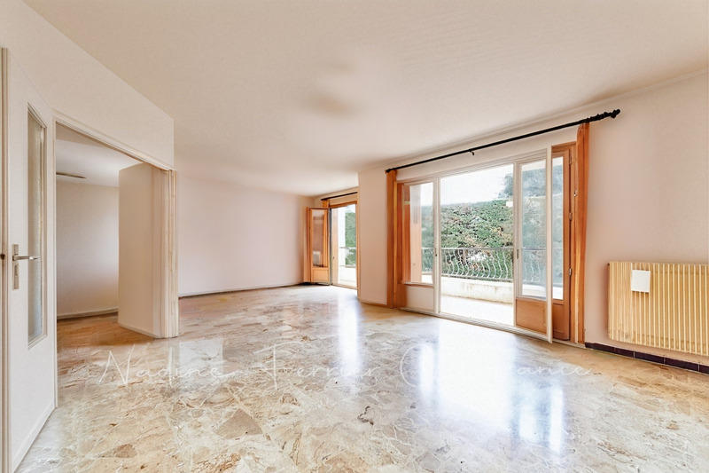 Appartement - 105 m² - 4 pièces