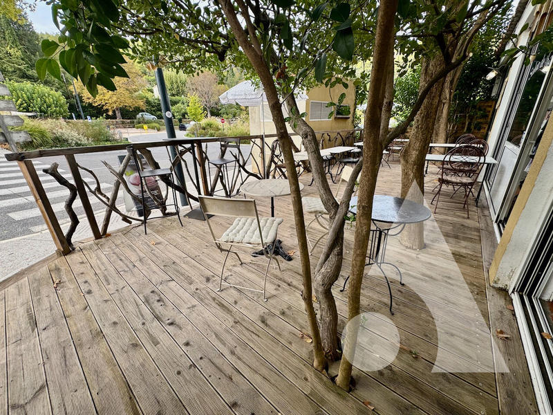 Local commercial - 145 m²