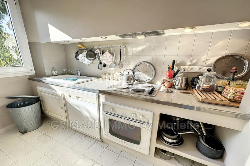 Maison de village - 300 m² - 9 pièces