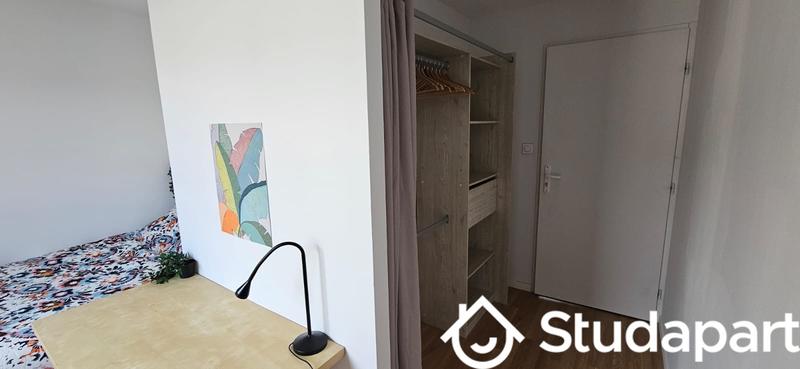 Chambre - 15 m² - 1 pièce