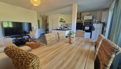 Appartement - 81 m² - 4 pièces