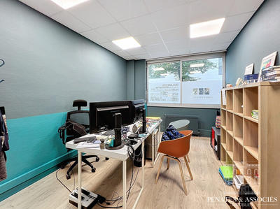 Local commercial - 234 m²