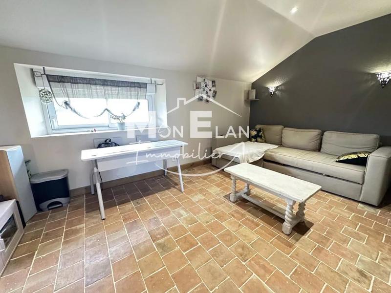 Château - 123 m² - 5 pièces