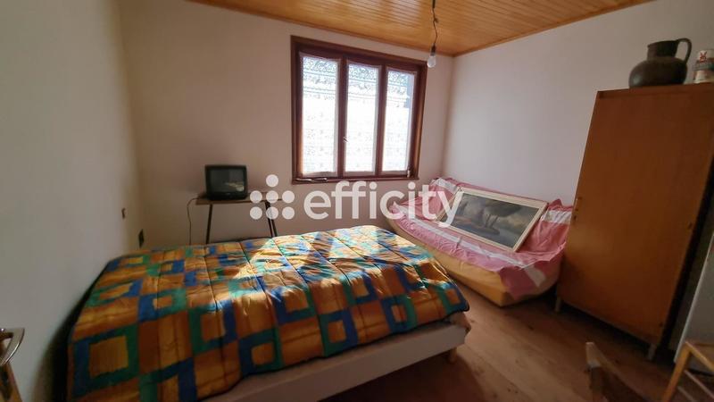 Maison - 190 m² - 7 pièces