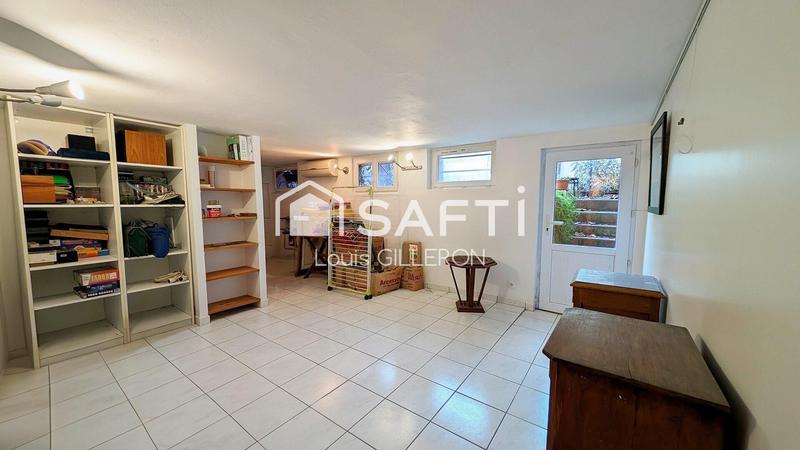 Appartement - 110 m² - 4 pièces