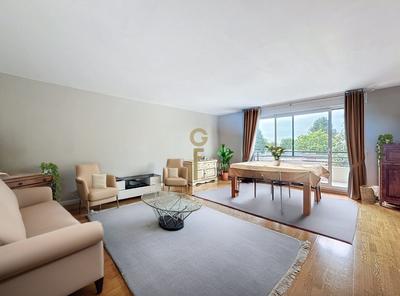 Appartement - 105 m² - 4 pièces