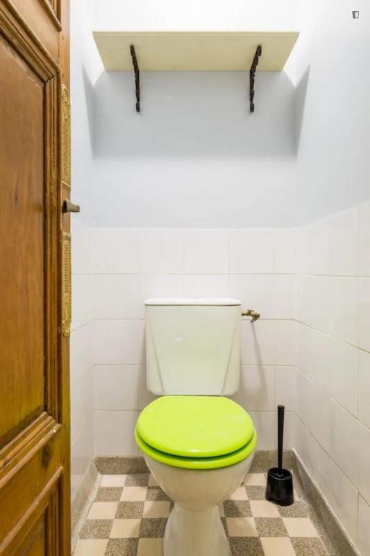 Chambre - 18 m² - 6 pièces