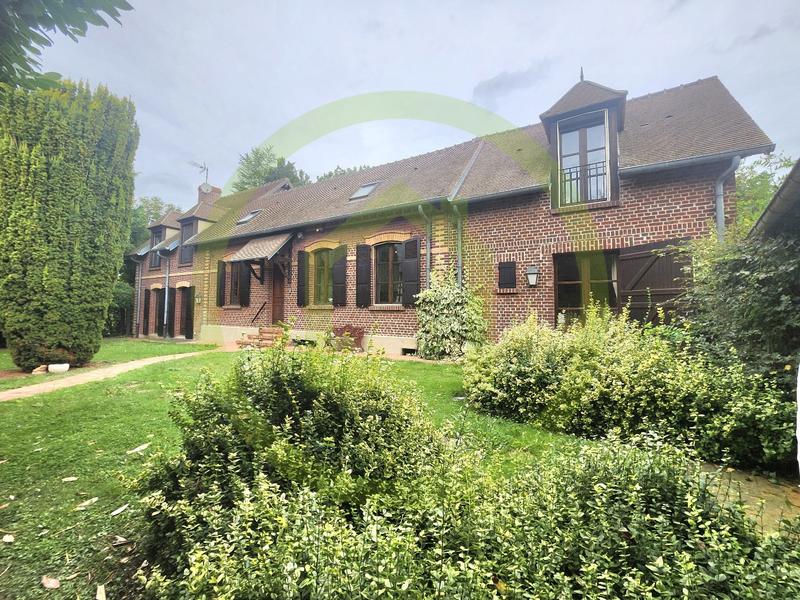 Maison - 218 m² - 6 pièces