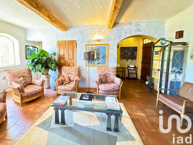 Maison - 200 m² - 6 pièces