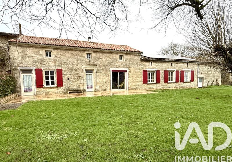Maison - 138 m² - 6 pièces