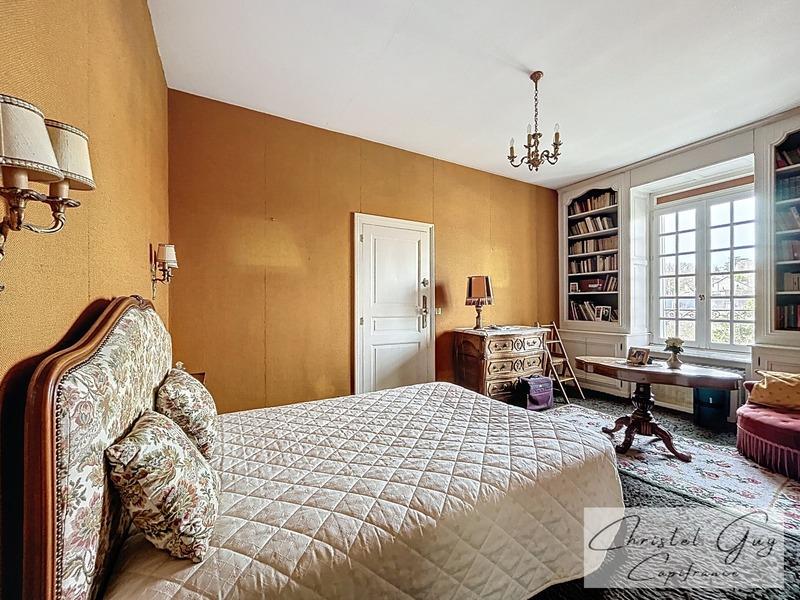 Maison bourgeoise - 291 m² - 12 pièces