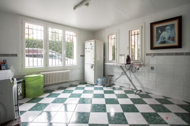 Maison - 210 m² - 8 pièces