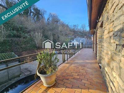 Maison - 130 m² - 6 pièces