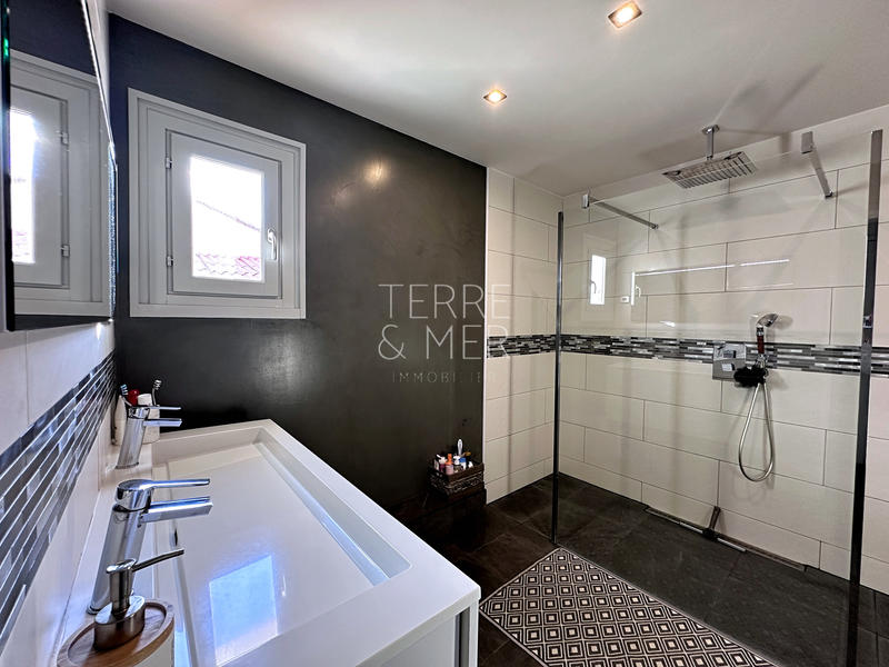 Maison - 123 m² - 4 pièces