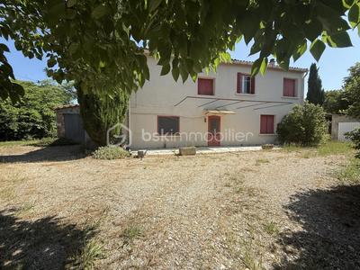 Mas - 180 m² - 8 pièces