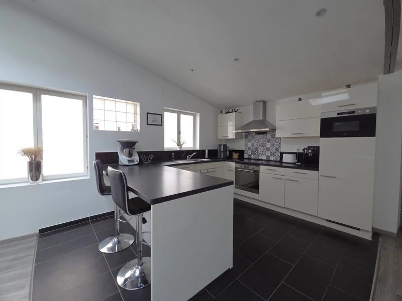 Appartement - 125 m² - 4 pièces