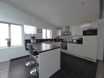 Appartement - 125 m² - 4 pièces