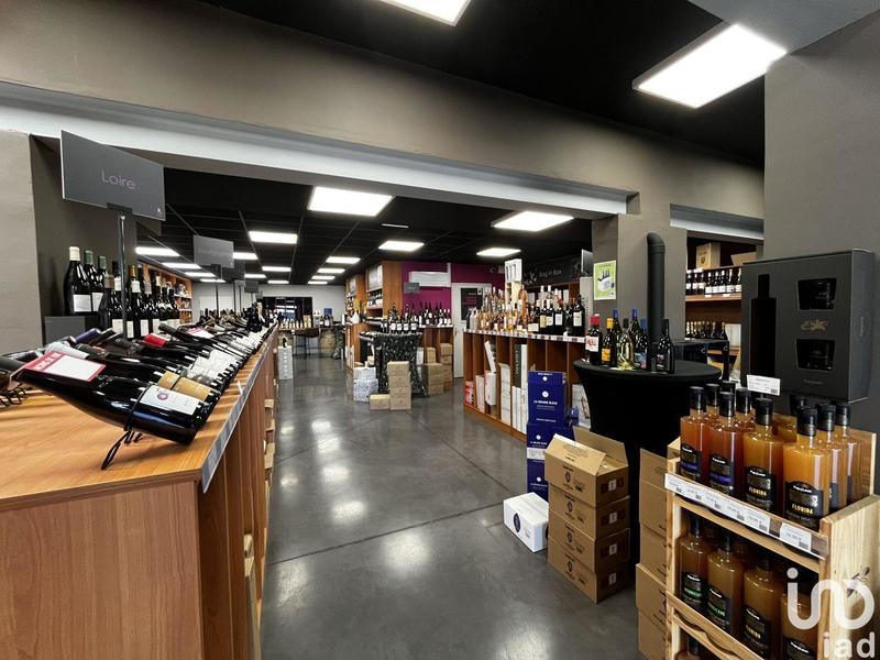 Local commercial - 214 m²