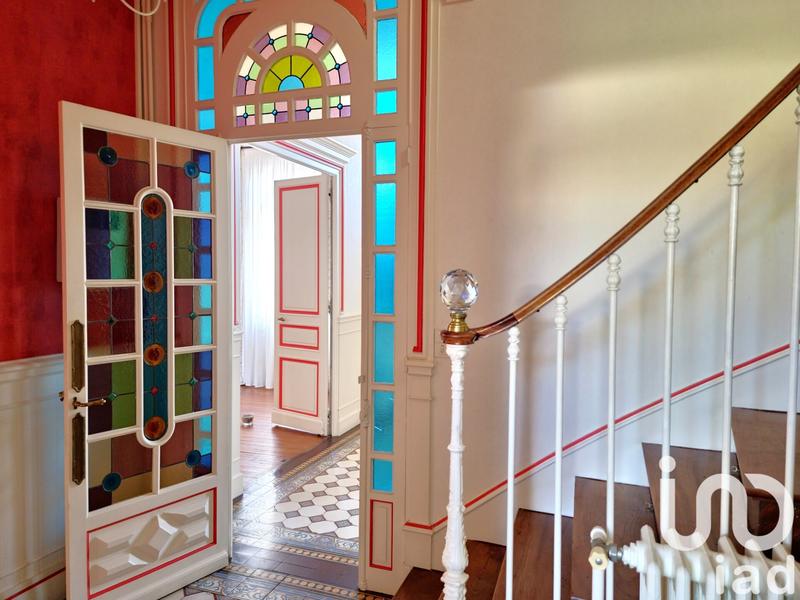 Maison de ville - 231 m² - 9 pièces