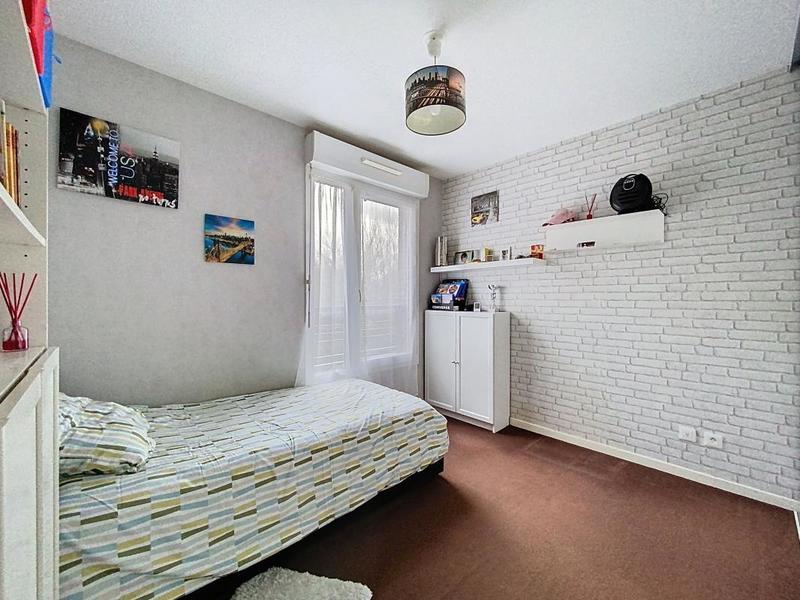 Appartement - 83 m² - 4 pièces