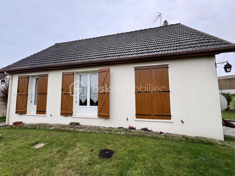 Maison - 96 m² - 6 pièces