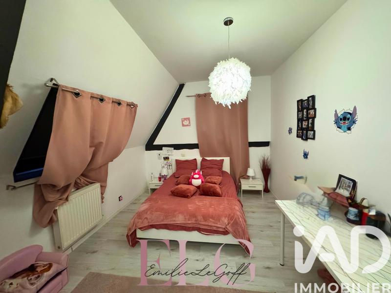 Maison - 207 m² - 7 pièces