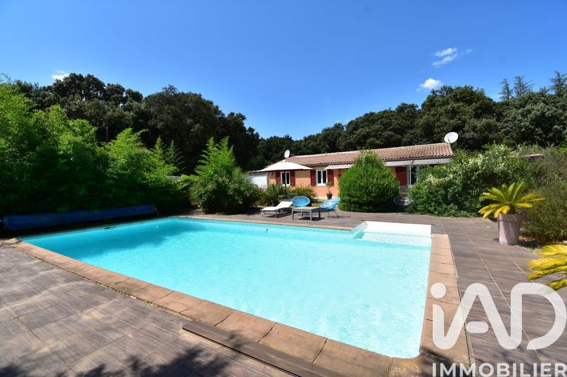 Maison - 98 m² - 4 pièces