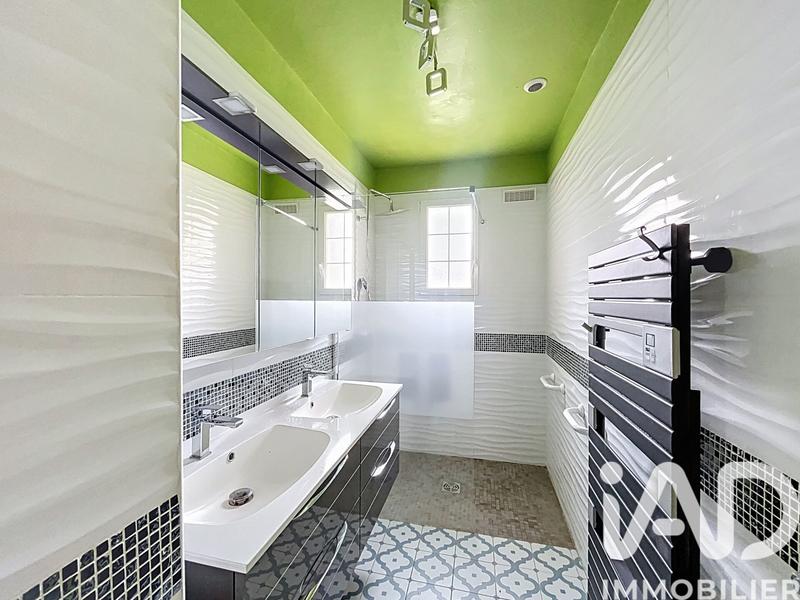 Maison - 122 m² - 5 pièces