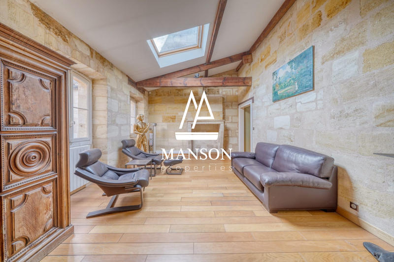 Duplex - 393 m² - 10 pièces